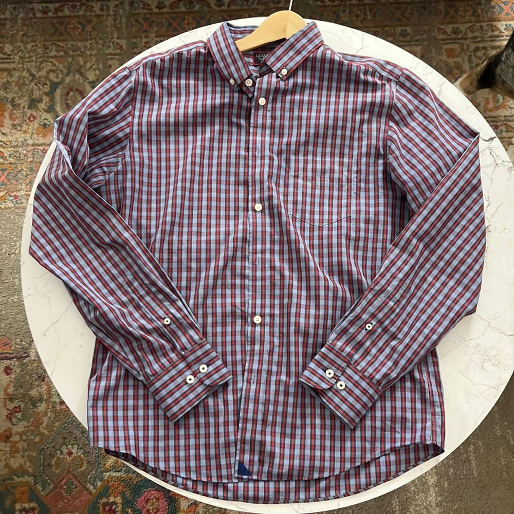 Untuckit blue/red plaid wrinkle free Oxford. Size Large.
